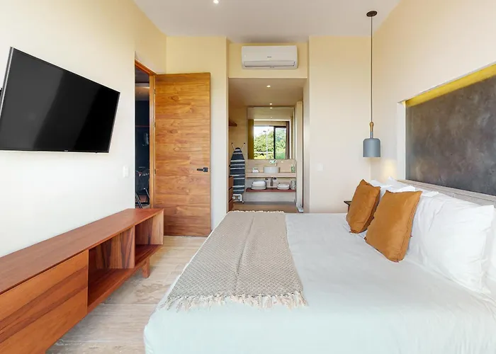 Ceren Luxury # 203a * Playa del Carmen