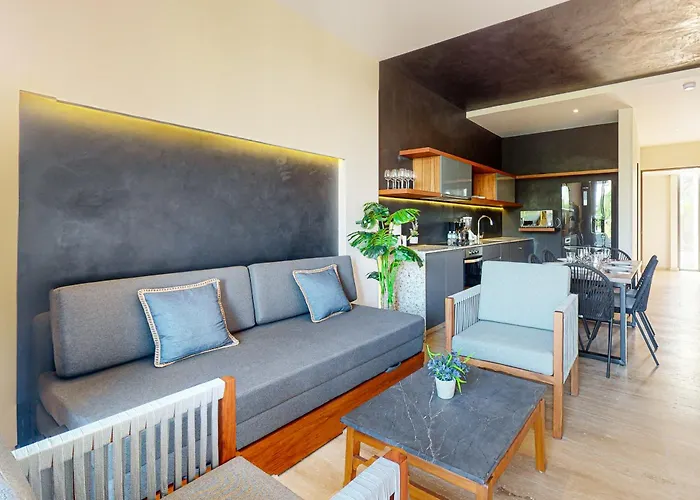 Ceren Luxury # 203a Apartment Playa del Carmen
